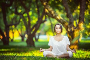 世界杯积分榜分析-浓眉哥三战撕裂钢铁防线，掘金被迫挑战极限！